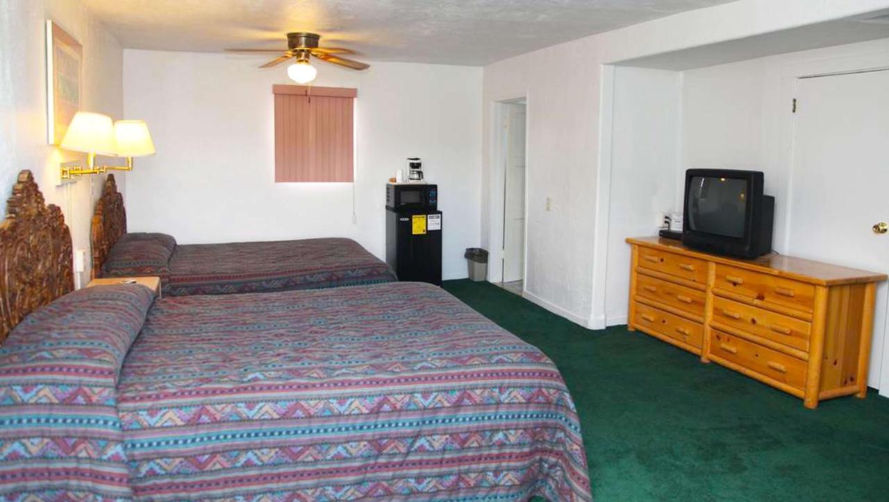 Marianna Inn パンギッ​​チ エクステリア 写真