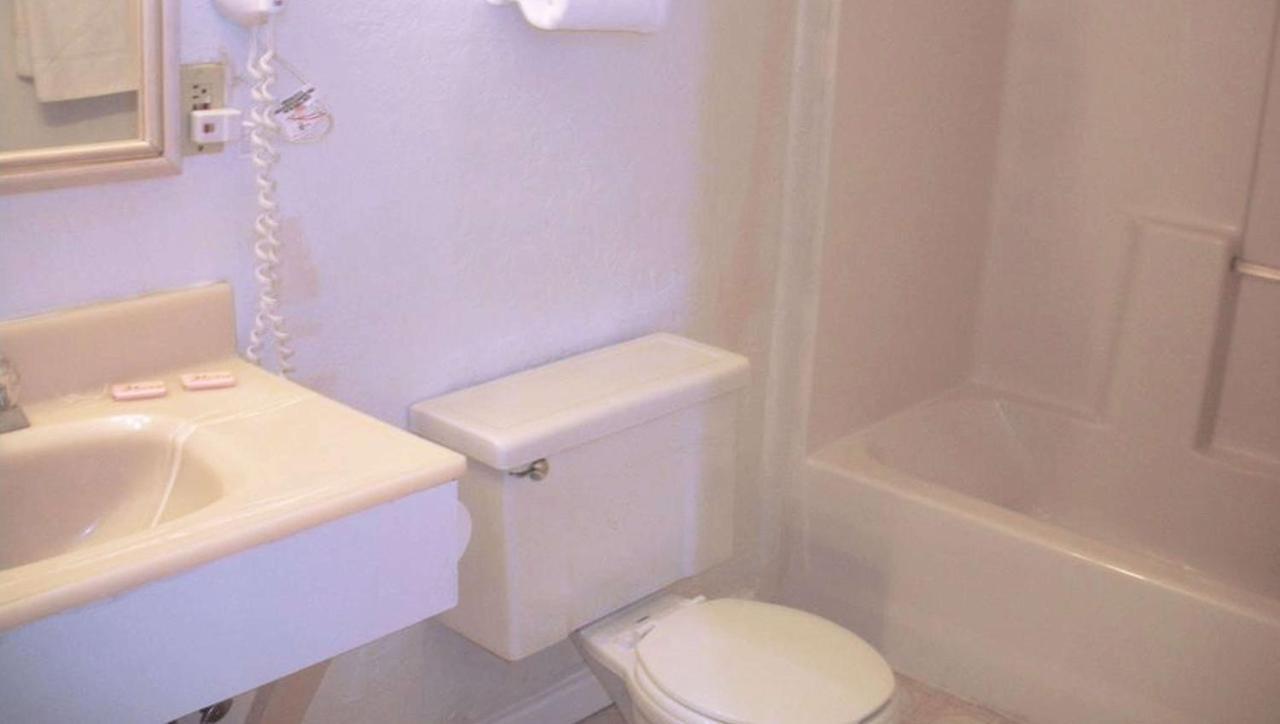 Marianna Inn パンギッ​​チ エクステリア 写真