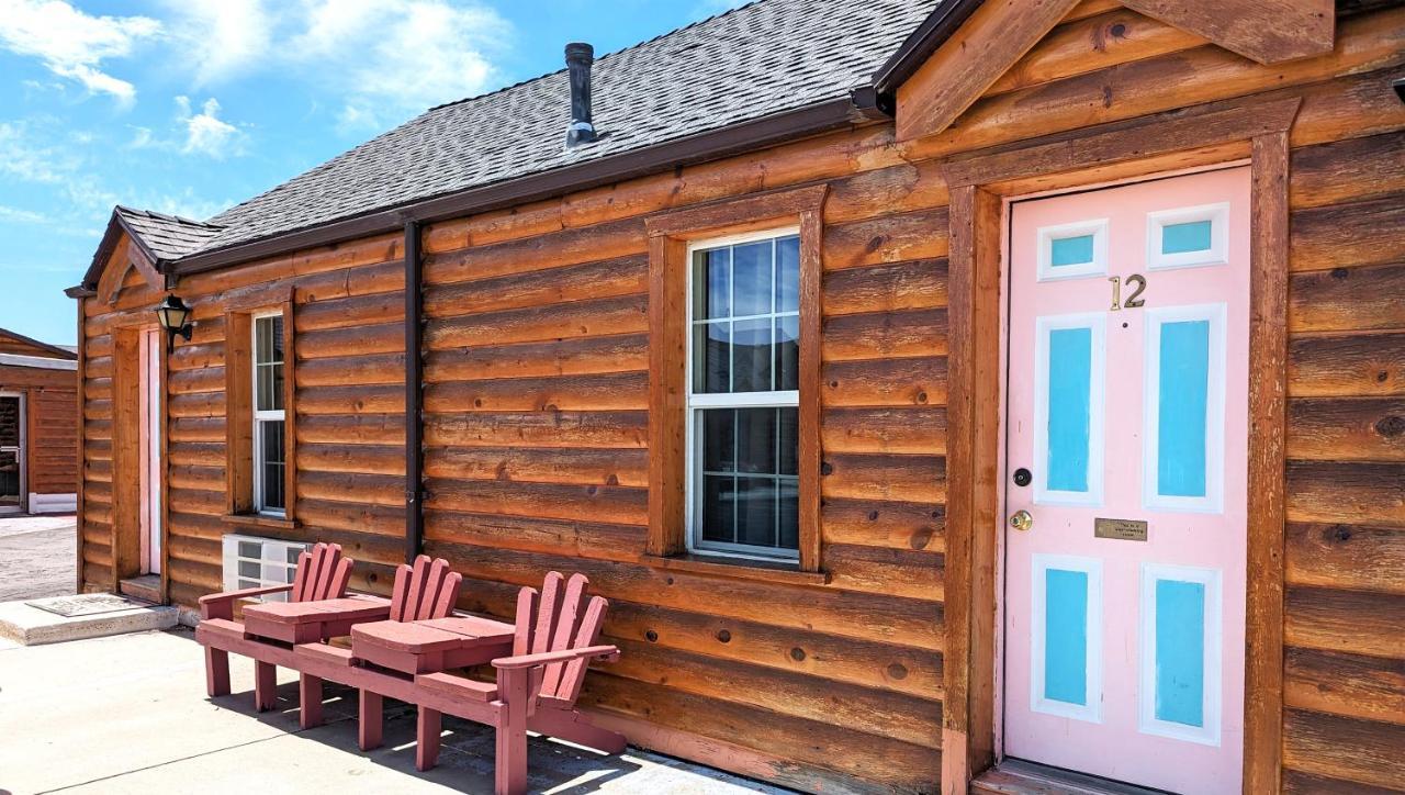 Marianna Inn パンギッ​​チ エクステリア 写真