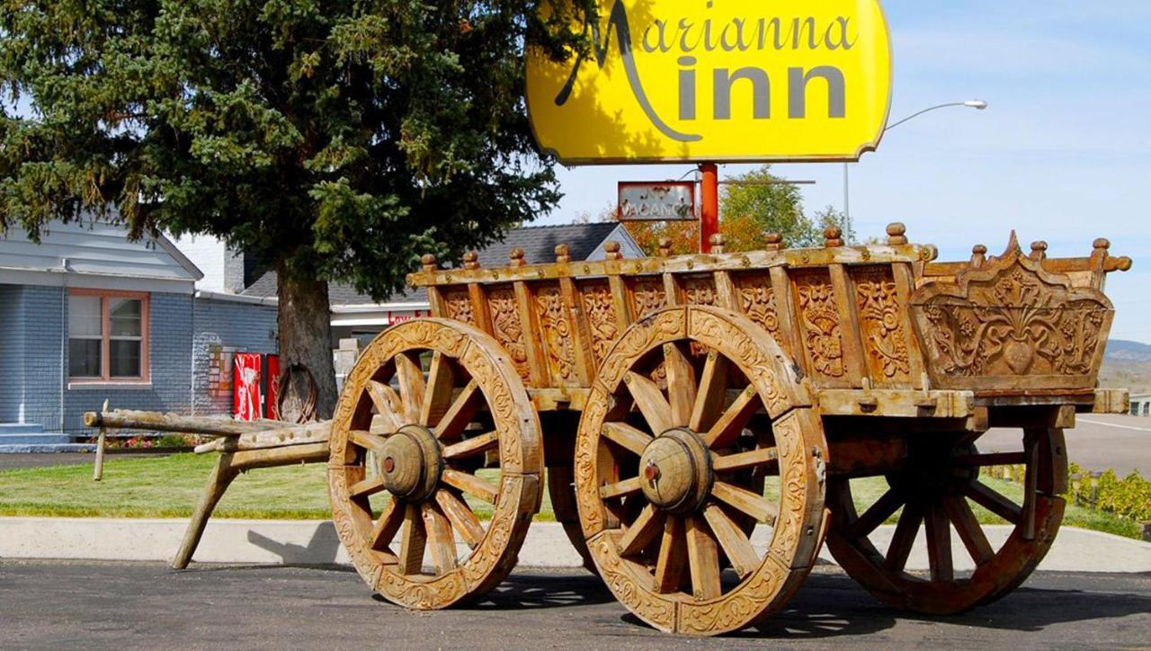 Marianna Inn パンギッ​​チ エクステリア 写真